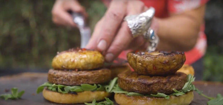 DJ BBQ Green Cuisine Portobello burger