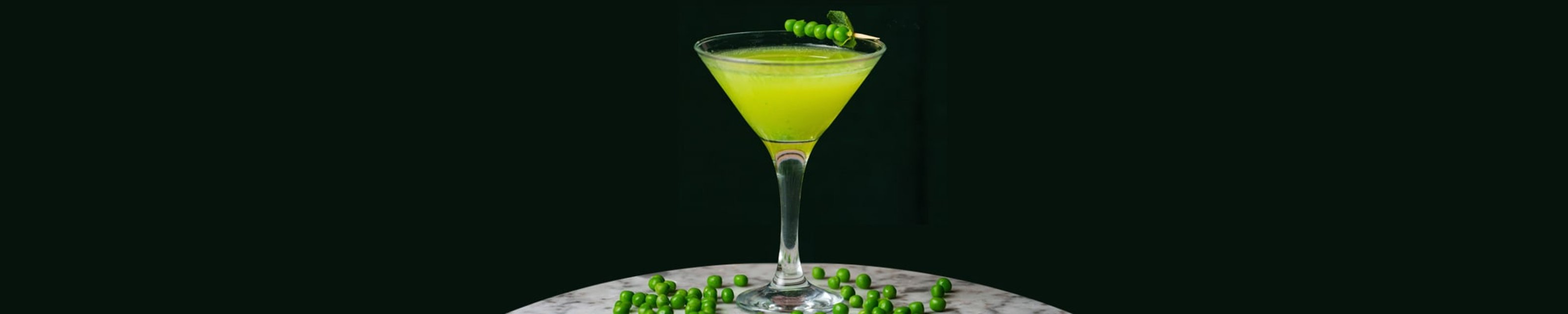 060423ReciPeasWebsite Images2000x400PeaElderflowerCocktailmin.jpg